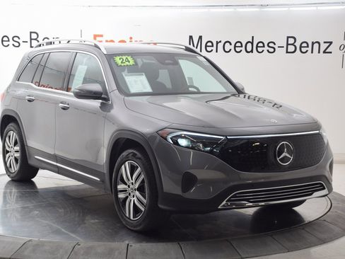 Used 2024 Mercedes-Benz EQB 300 4MATIC image 8