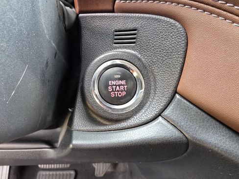 Used 2020 Subaru Outback Touring XT AWD/4WD image 23