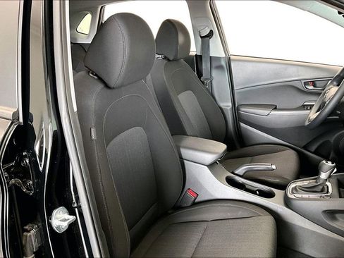 Used 2023 Hyundai Kona SEL image 7