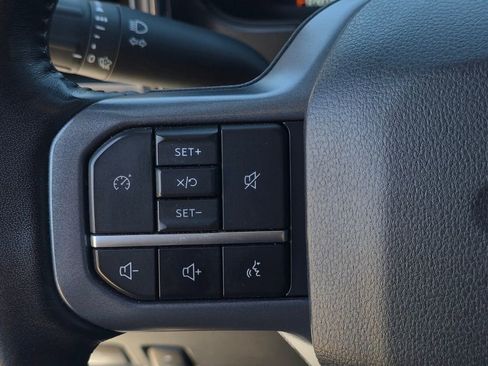 Used 2023 Ford F250 Lariat w/ Black Appearance Package image 21