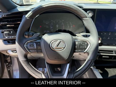 Used 2023 Lexus RX 350 Premium w/ Accessory Package AWD/4WD image 8
