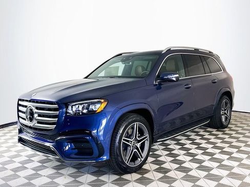 New 2026 Mercedes-Benz GLS 450 4MATIC image 3