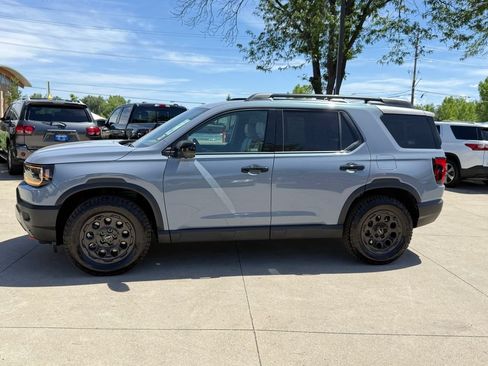 Certified 2026 Honda Passport TrailSport Elite image 7