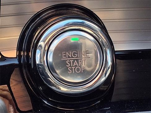 Certified 2022 Lincoln Corsair FWD w/ Equipment Group 101A image 17