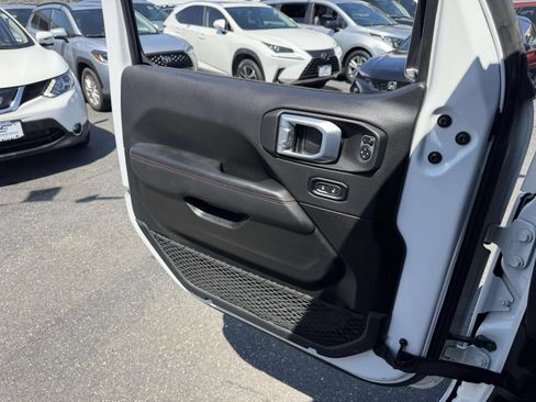 Used 2021 Jeep Wrangler Unlimited Rubicon w/ Uconnect 4C Nav & Sound Group AWD/4WD image 19