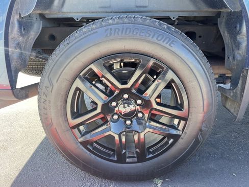 Used 2024 Chevrolet Silverado 1500 Custom image 12