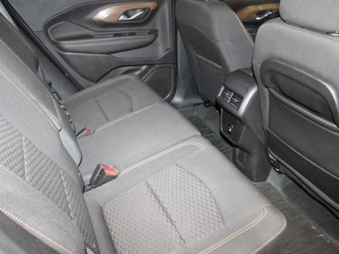 Used 2018 GMC Terrain SLE w/ Driver Convenience Package FWD image 24