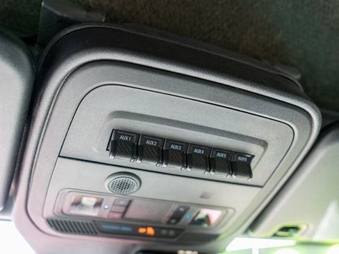 Used 2023 Ford Bronco Big Bend w/ Sasquatch Package image 29