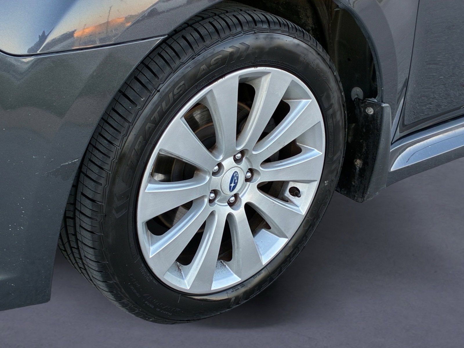Used 2012 Subaru Legacy 2.5i Limited AWD/4WD image 9
