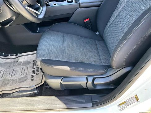 Used 2021 Nissan Rogue S AWD/4WD image 31