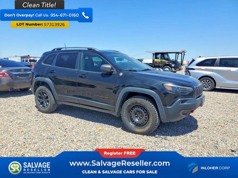 Used 2019 Jeep Cherokee Trailhawk w/ Cold Weather Group AWD/4WD image 5
