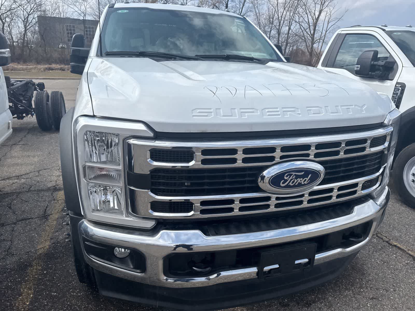 Used 2023 Ford F450 XLT w/ XLT Value Package RWD image 17