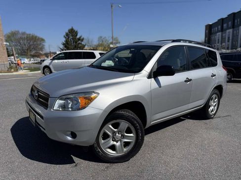 Used 2006 Toyota RAV4 2WD image 3