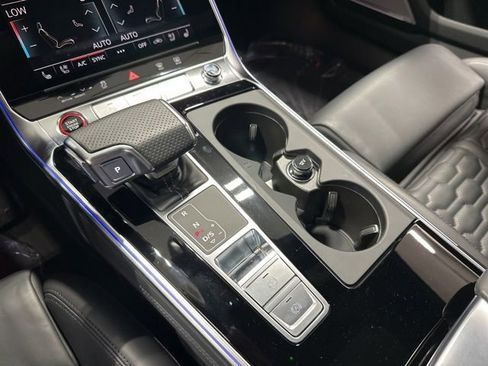 Used 2023 Audi RS 6 w/ Executive Package AWD/4WD image 34