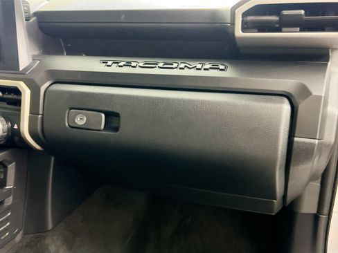 Used 2025 Toyota Tacoma SR RWD image 31
