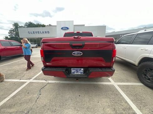 Used 2018 Ford F150 XLT w/ Equipment Group 302A Luxury AWD/4WD image 17