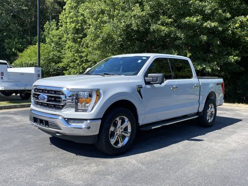 Used 2021 Ford F150 XLT w/ Equipment Group 302A High AWD/4WD image 5