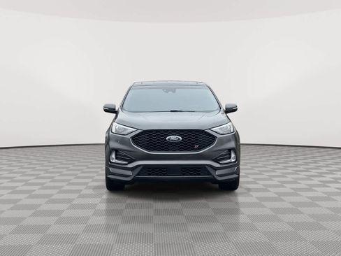 Used 2019 Ford Edge ST w/ Cold Weather Package image 3