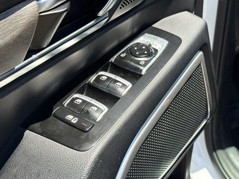 Used 2021 Kia Telluride EX w/ EX Premium Package FWD image 22