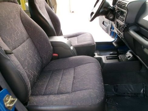 Used 2002 Jeep Wrangler Sport AWD/4WD image 18