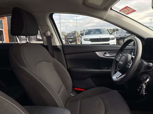 Used 2022 Kia Forte Sedan image 14
