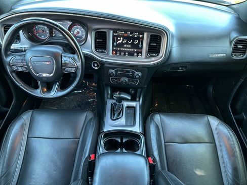 Used 2022 Dodge Charger SXT w/ Plus Group RWD image 12
