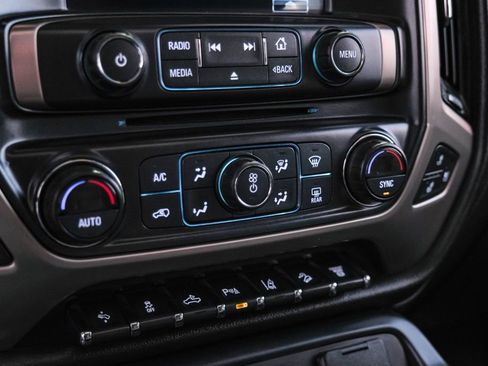 Used 2017 GMC Sierra 2500 Denali w/ Duramax Plus Package image 25