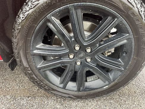 Used 2022 Ford Edge ST-Line AWD/4WD image 10