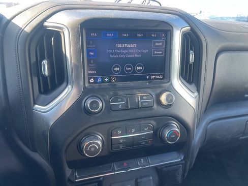 Used 2020 Chevrolet Silverado 2500 LT image 26