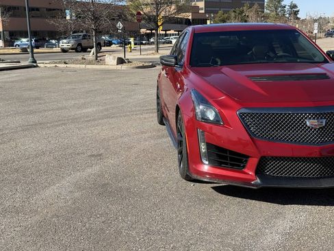 Used 2017 Cadillac CTS V RWD image 4