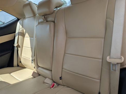 Used 2019 Toyota Corolla LE image 23