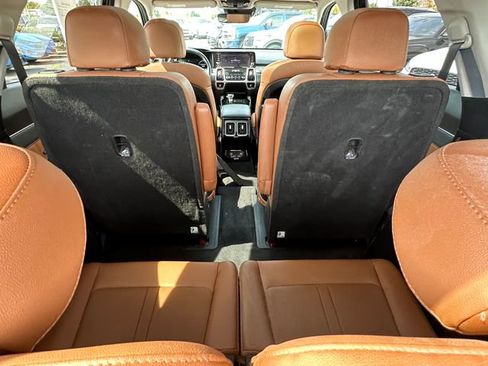 Used 2022 Kia Sorento SX Prestige w/ Rust Color Package image 12