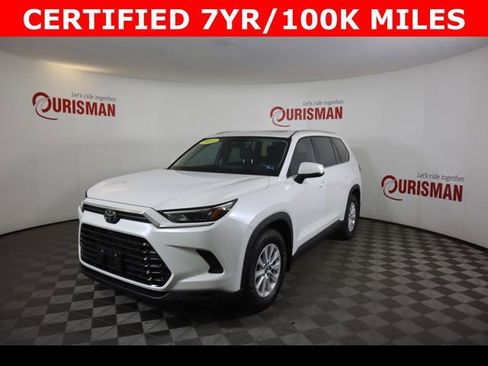 Used 2024 Toyota Grand Highlander FWD image 3