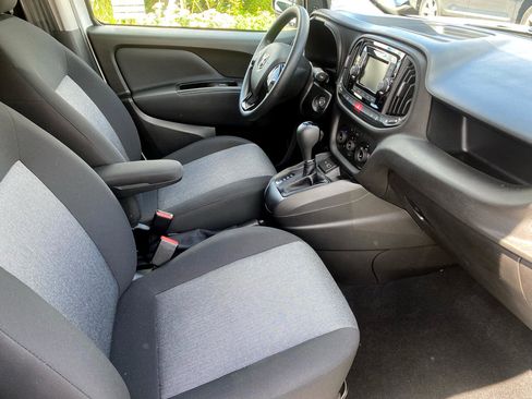 Used 2022 RAM ProMaster City Tradesman w/ Window Group 05 image 23