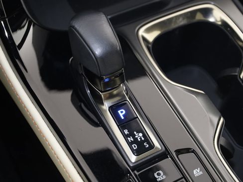 Used 2022 Lexus NX 350h AWD image 7