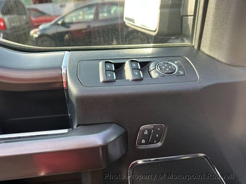 Used 2019 Ford F150 Lariat AWD/4WD image 11