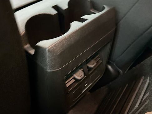 Used 2025 GMC Canyon Elevation image 24