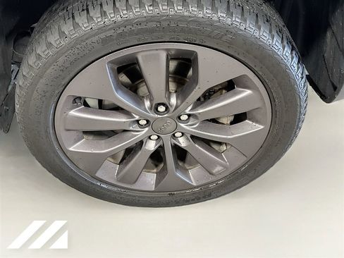 Used 2021 Jeep Cherokee Latitude Lux 80th Anniv w/ Quick Order Package 26U 80TH AWD/4WD image 31