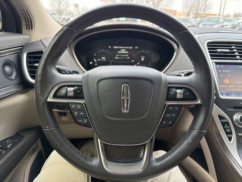 Used 2019 Lincoln Nautilus Reserve image 49