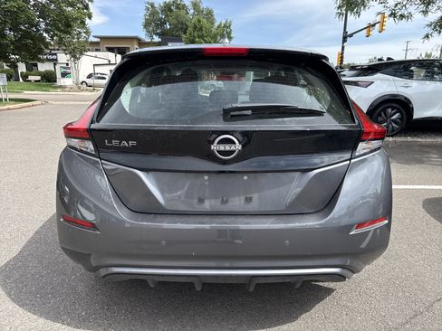 Used 2025 Nissan Leaf S FWD image 4