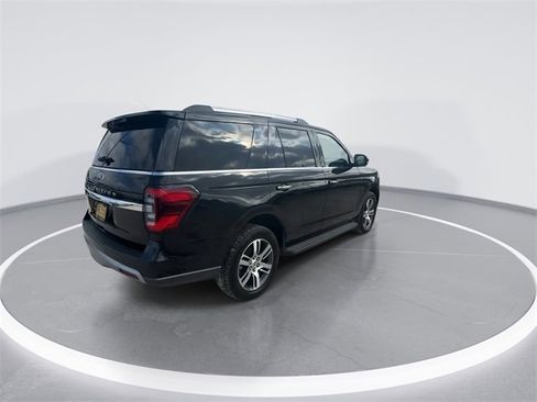 Certified 2024 Ford Expedition Limited image 11