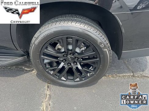 Used 2025 Chevrolet Tahoe Premier AWD/4WD image 38