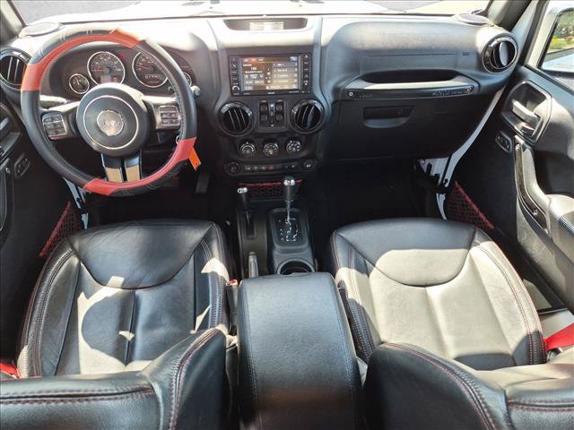 Used 2018 Jeep Wrangler Unlimited Rubicon AWD/4WD image 15