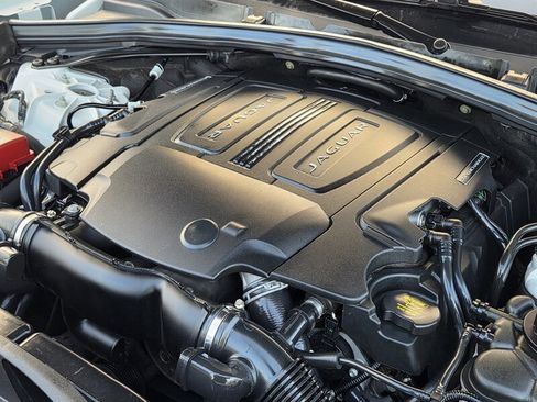 Used 2017 Jaguar F-PACE 35t AWD - Hard to find - Must image 39