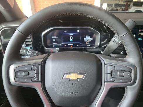 Used 2023 Chevrolet Silverado 1500 LT AWD/4WD image 13
