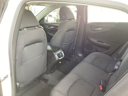 Used 2024 Chevrolet Malibu LT FWD image 39