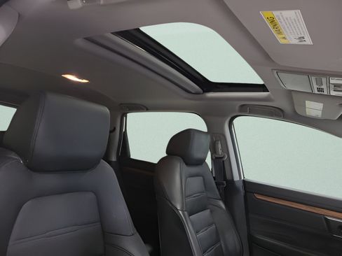 Used 2021 Honda CR-V Touring image 13