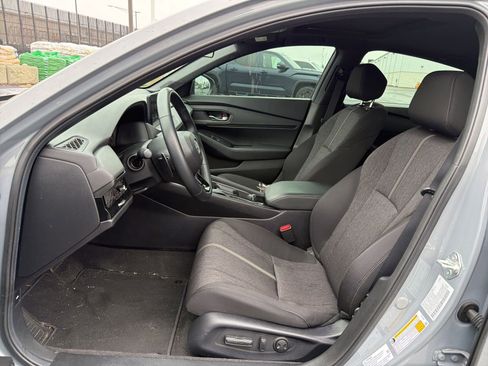 Used 2024 Honda Accord Sport image 10