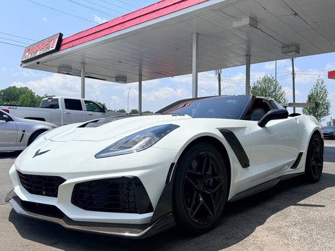 Used 2019 Chevrolet Corvette ZR1 w/ ZTK Track Performance Package RWD image 23