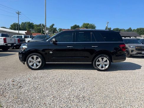 Used 2024 Ford Expedition King Ranch AWD/4WD image 5